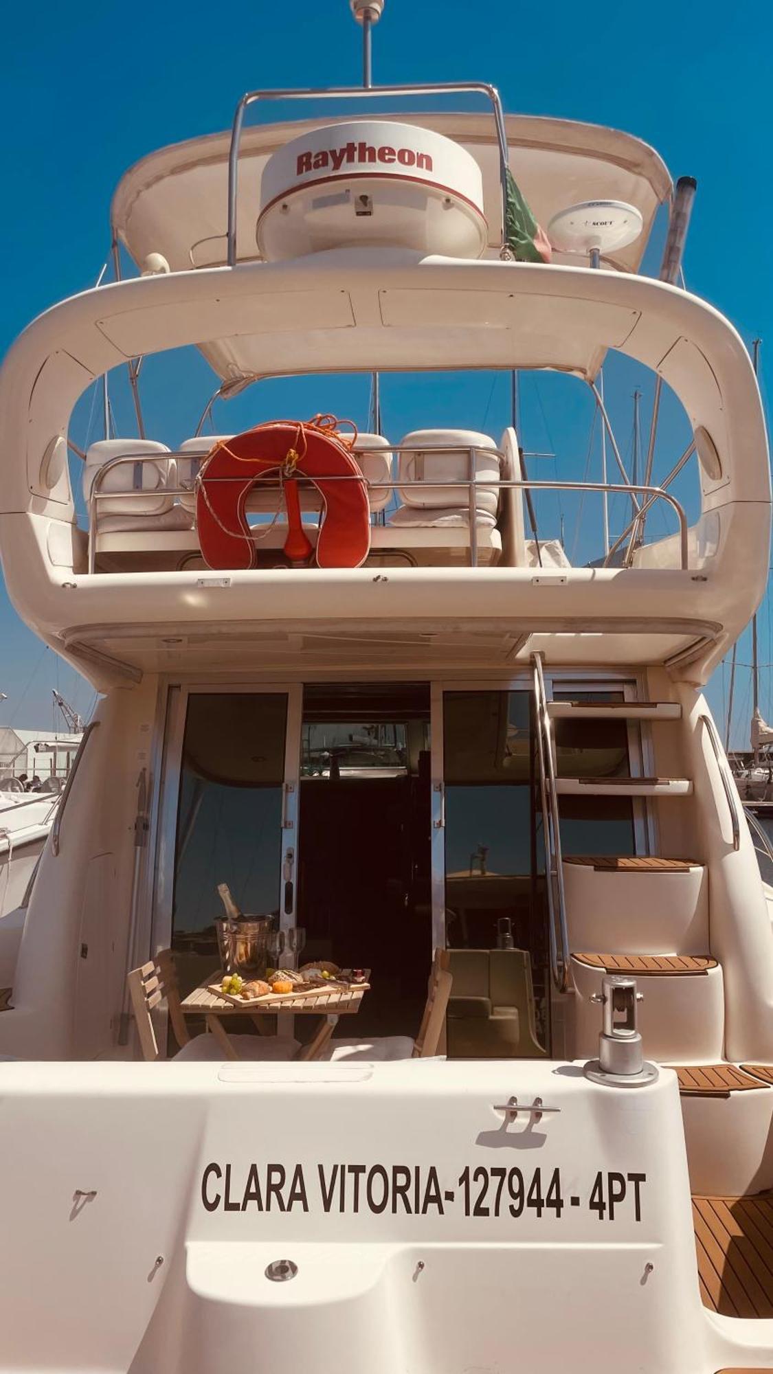 Payva & Branco Boats Iate Privado Em Cascais Hotel Buitenkant foto